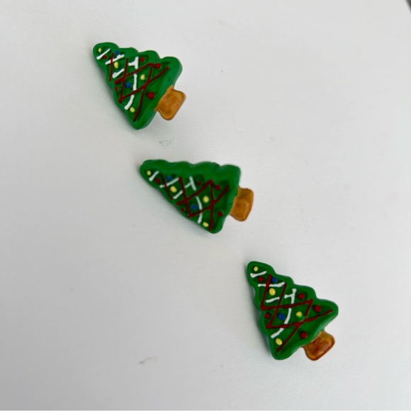 Vintage Buttons Garment Molded Plastic Christmas Tree Holidays Set Of 3 - Picture 8 of 11